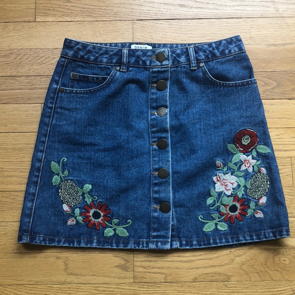 Floral embroidered jean skirt